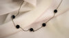 Colier din otel inoxidabil placat cu rodiu cu sidef negru si alb – Mellow Harmony vedere detaliata 01S02-00003